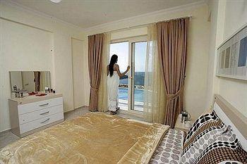 Royal Heights Apartments Bogazici Exterior foto